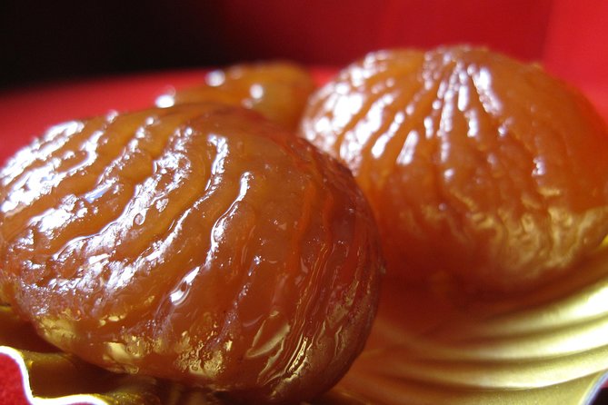 Milan: Sweet Delights Patisserie Tour by Do Eat Better - Chocolate pralines on Via Speronari