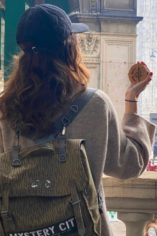 Milan: Treasure Hunt & Walking Tour - Solving clues instead of following a guide
