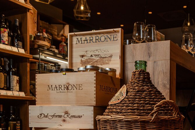 Milan Wine and Food Tasting Experience - A wine lesson in the heart of Milan