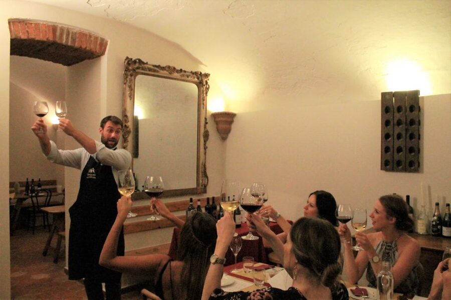 Milan: Wine Tasting Experience in the City Centre - Booking, cancellation, and practical details