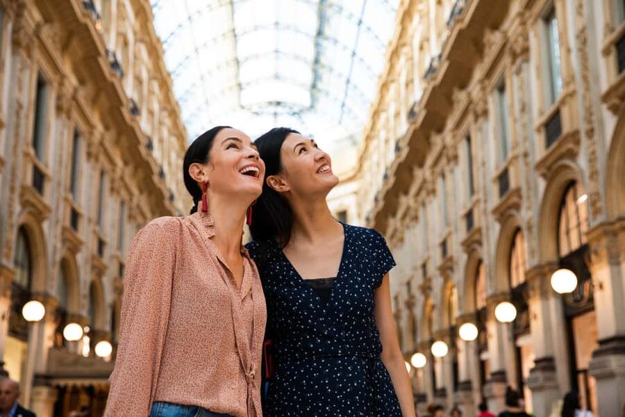 Milano: Highlights Private Tour, Duomo, Castle & Gelato - Sforza Castle sets the tone