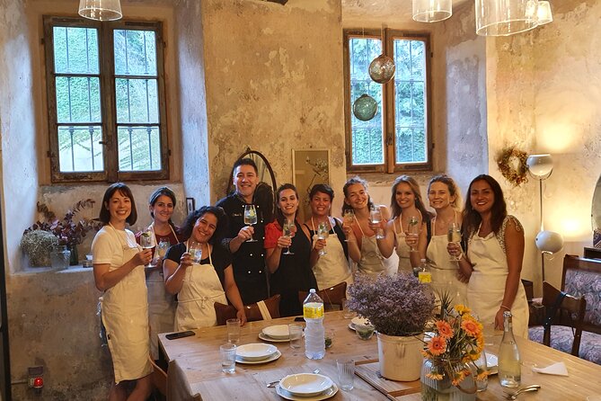 Milano The Art of Making Pasta with Italian Chef - A small Milan setting with a practical meeting point