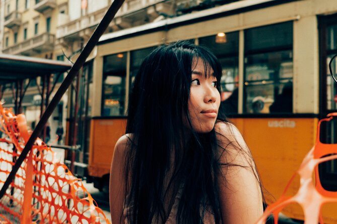 One hour of photo shooting in the center of Milan - Is $102.13 per person good value?