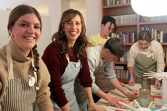 Pasta and Tiramisu join our cooking class - Making Pasta in a Milanese Apartment