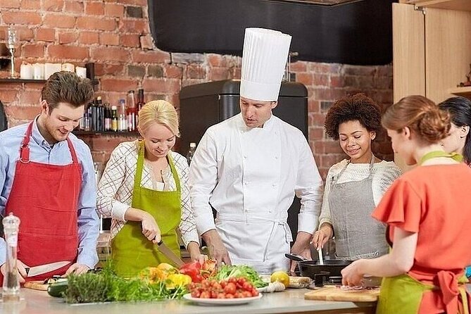 Pizza and Gelato Cooking Class in Milan Small Group Only - Key points at a glance