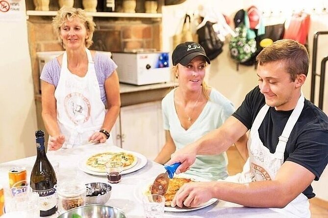 Pizza and Gelato Cooking Class in Milan Small Group Only - Why a maximum of eight makes a difference