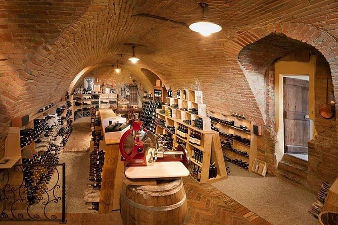 Private Langhe and Barolo Wine Tour from Milan - Who will get the most from this private tour?