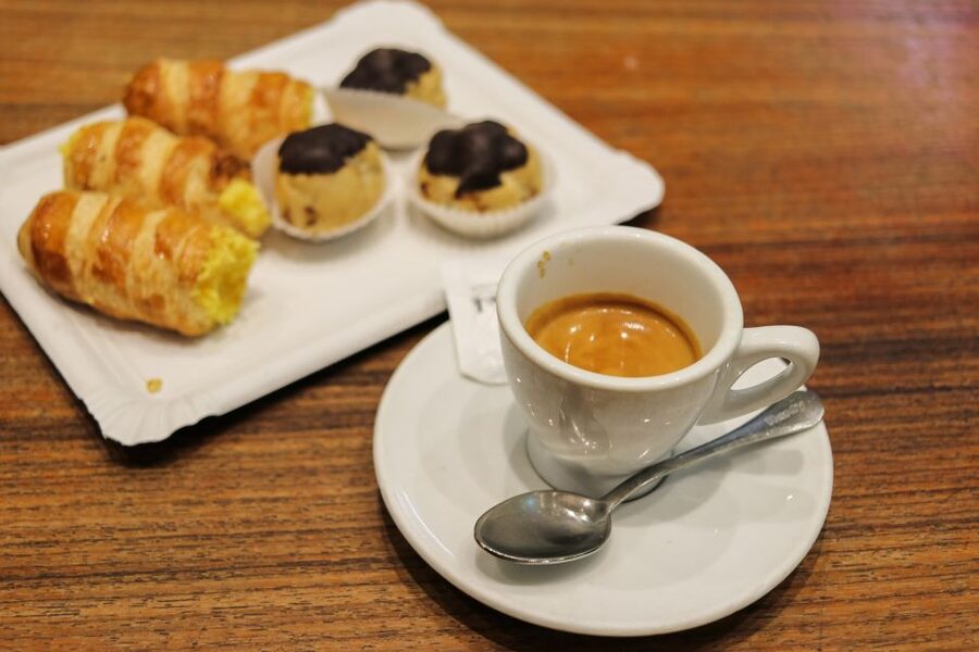Private Original Milan Food Tour on Foot - Milanese classics: risotto, meatballs and more