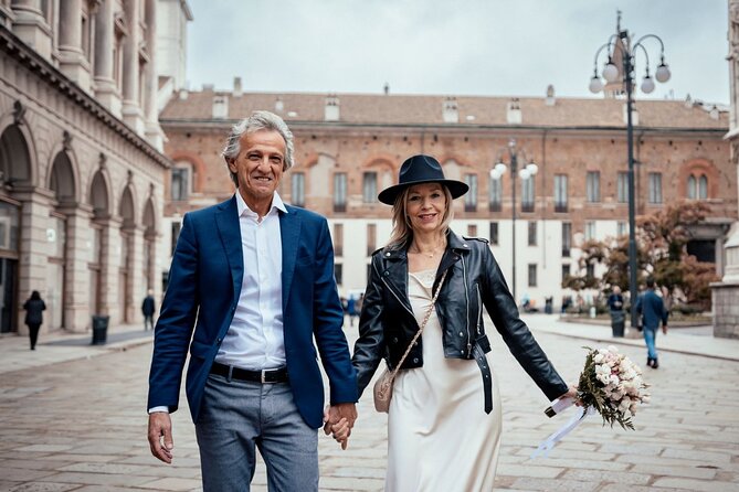 Private Professional Photoshoot at Milan Duomo - Meeting at McDonald’s Milano Duomo