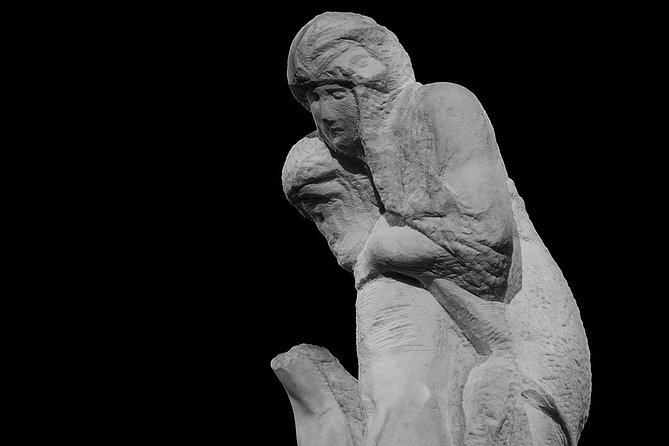 Sforza Castle and Michelangelo's Pietà Rondanini guided experience - Inside a fifteenth-century fortress