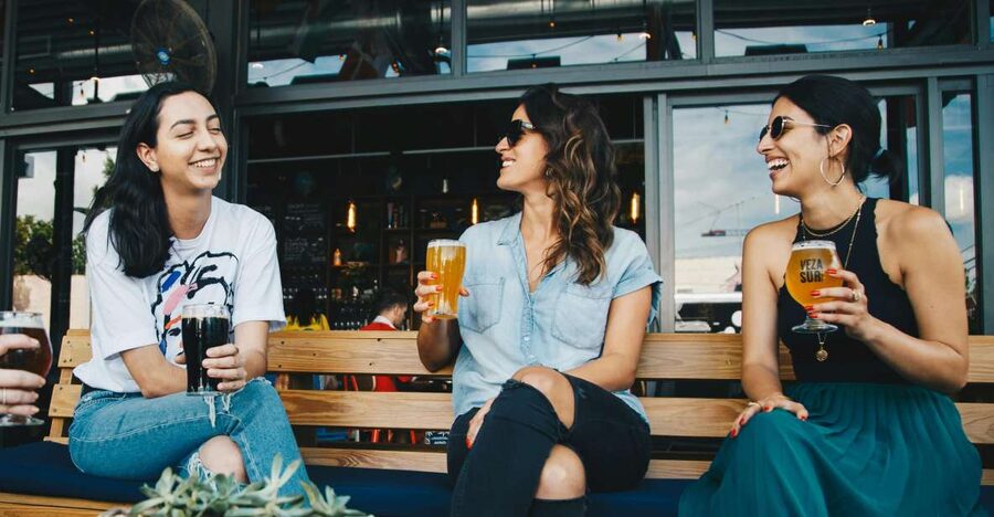 "Sip, Chat, Connect" - A Milan welcome built around conversation