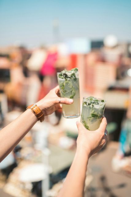 "Sip, Chat, Connect" - The value of a real local connection