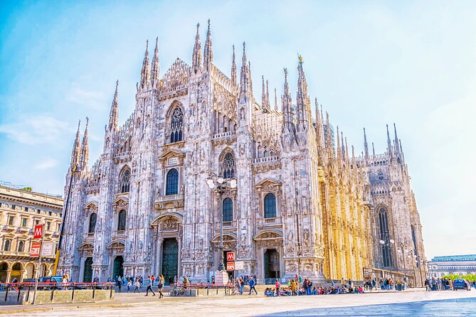 Skip-the-line Duomo Cathedral Private Tour & Rooftop Access - What this Milan Duomo tour actually includes
