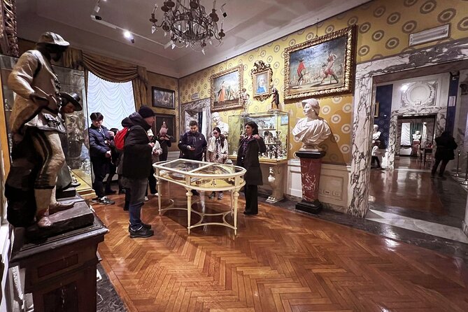 Skip the line La Scala Theatre Guided Tour Experience - The guide makes or breaks the experience