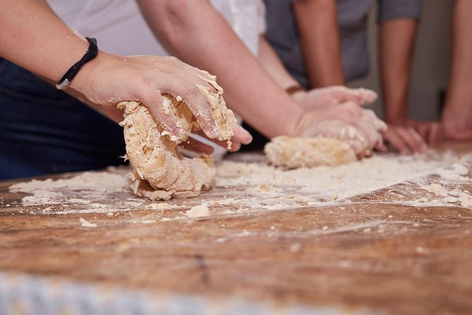 Small Group Cozy Cooking Class in a Typical Milanese Home - Key points to know before booking