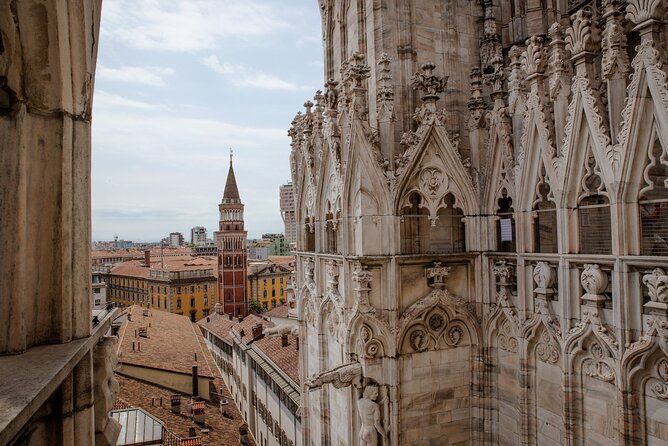 Small Group Milan Cathedral and Terraces Tour with Skip-the-line - Weather, crowds, and timing