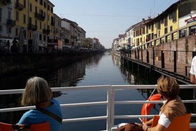Sunset Navigli Boat Tour in Milan with Optional Aperitivo