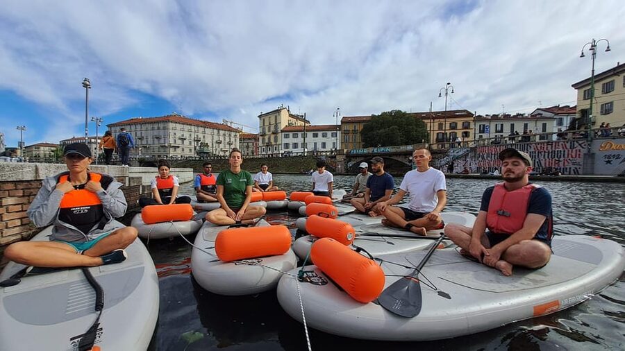 SUPMindfulness on Navigli: wellness experience in Milan - Mindfulness in motion