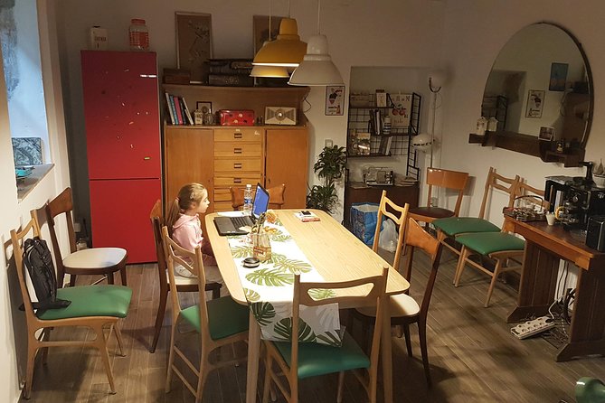 The Art of Making Pizza-Cooking Class in Unique Location with Italian Pizzachef - Making pizza at Via Privata Cuccagna