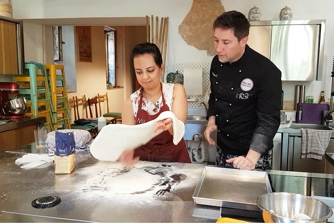 The Art of Making Pizza-Cooking Class in Unique Location with Italian Pizzachef - Family groups and younger cooks