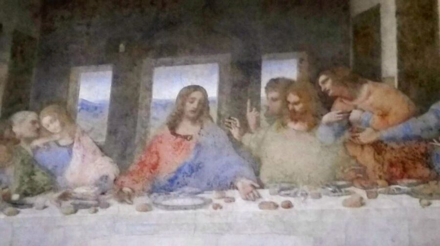 The Last Supper Skip-the-Line Ticket & Milan Tram Tour - Walking from the church to Sforza Castle