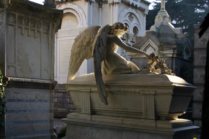 The Monumental Cemetery of Milan: discover the unexpected - Practical advice for hearing and group comfort