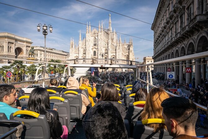 Tour of Milan by open bus, valid for 3 days - Group size and the feel of the ride
