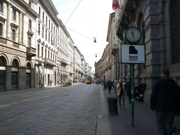 Treasures of Milan: Fashion and Design Private Tour - Via Monte Napoleone and the polished face of Milan
