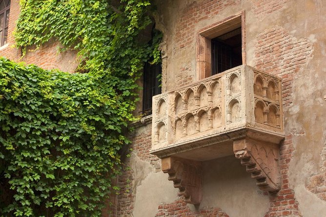 Verona & Lake Garda with Boat Cruise: Full-Day Tour from Milan - Key points to know before booking